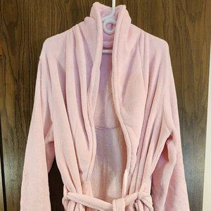 Adonna Super SOFT Pink Bathrobe!